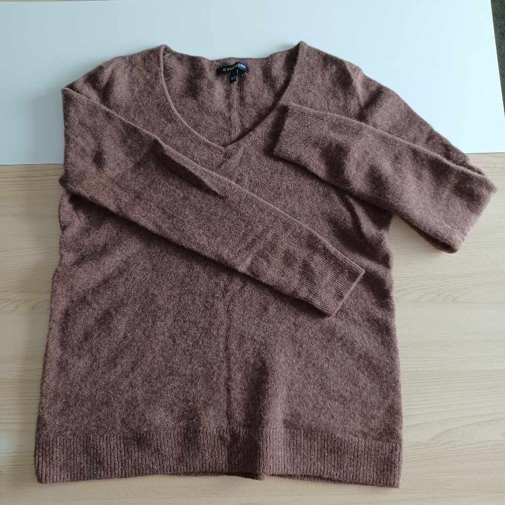 41 Hawthorn Shandley Cashmere V-neck Sweater